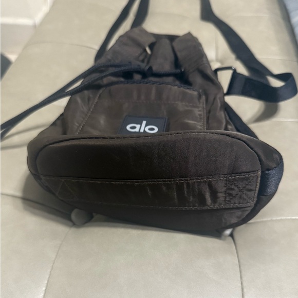 ALO Yoga Dark Brown Messenger Bag - Picture 5 of 9